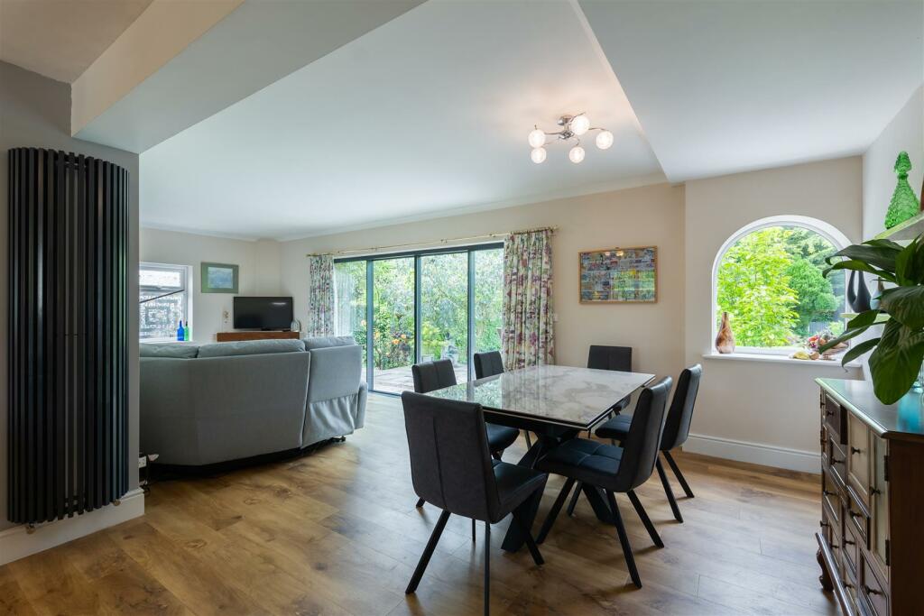 living rooms-6.jpg
