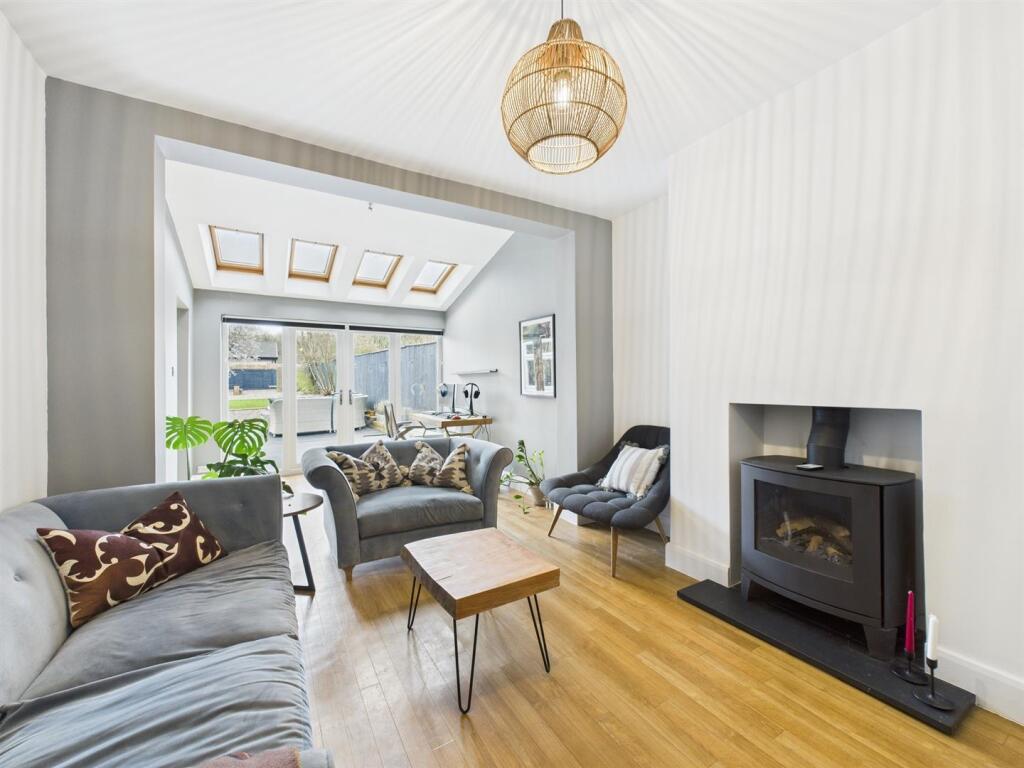 Family Room/Large Study