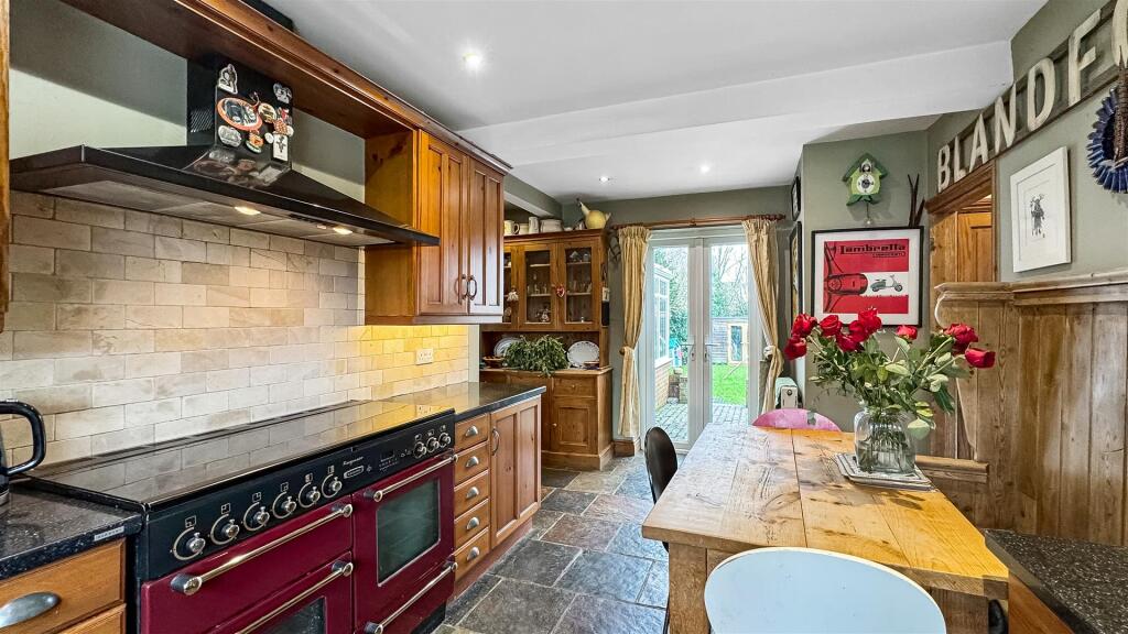 Kitchen Diner