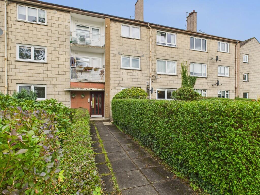 CAM05526G0-PR0037...