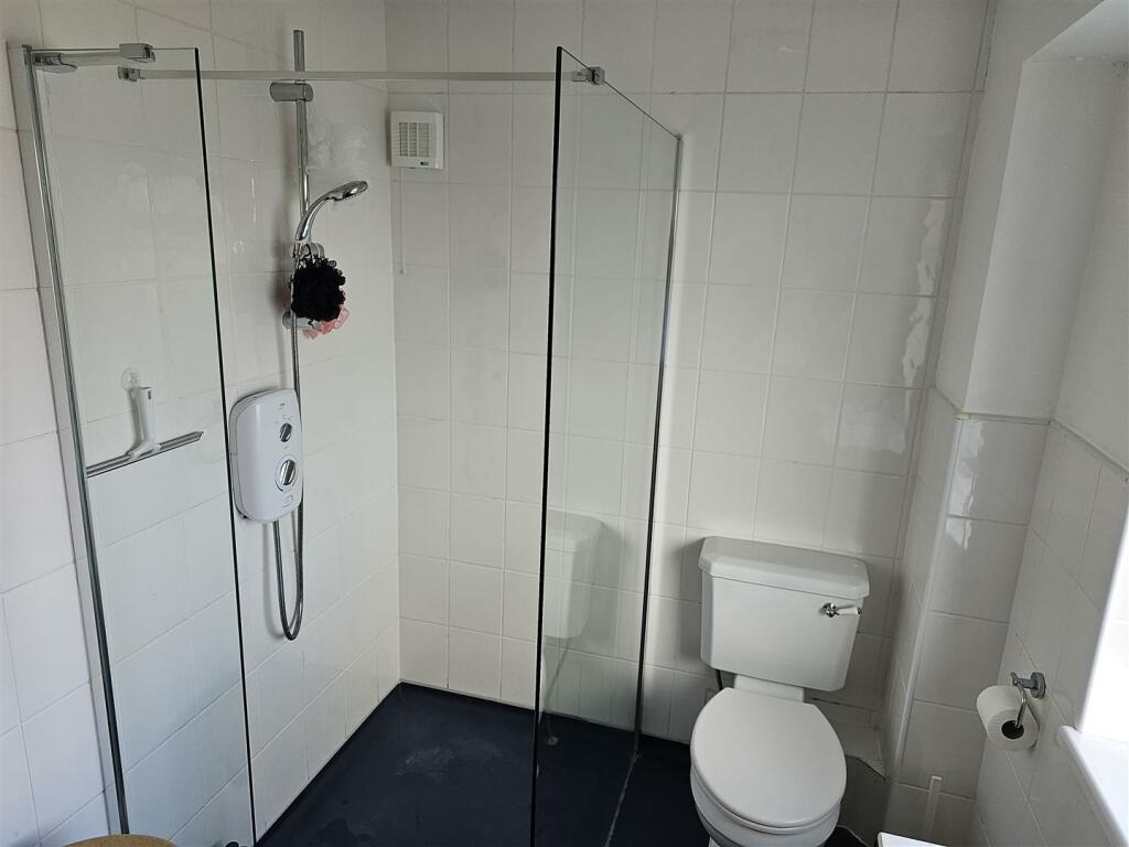 shower room.jpg