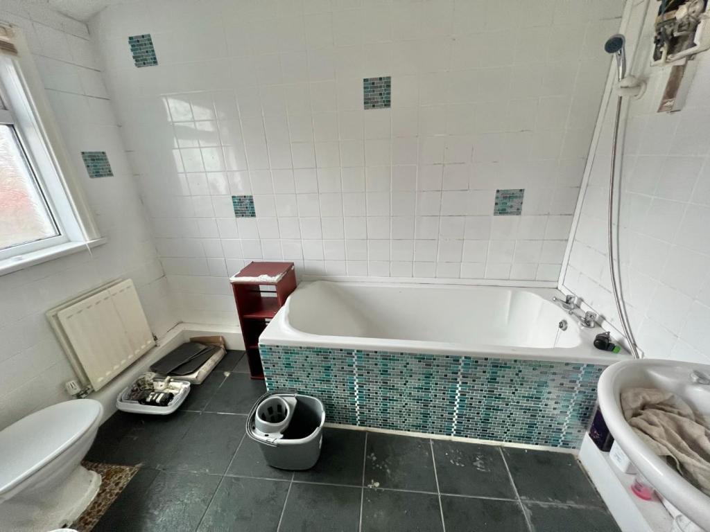 2 BED
