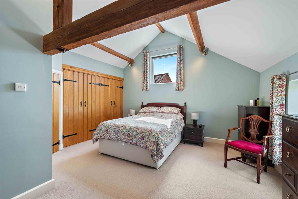 MASTER SUITE