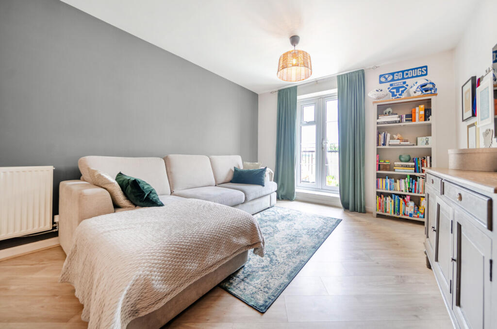 7-6819f6d5c1eac-1...