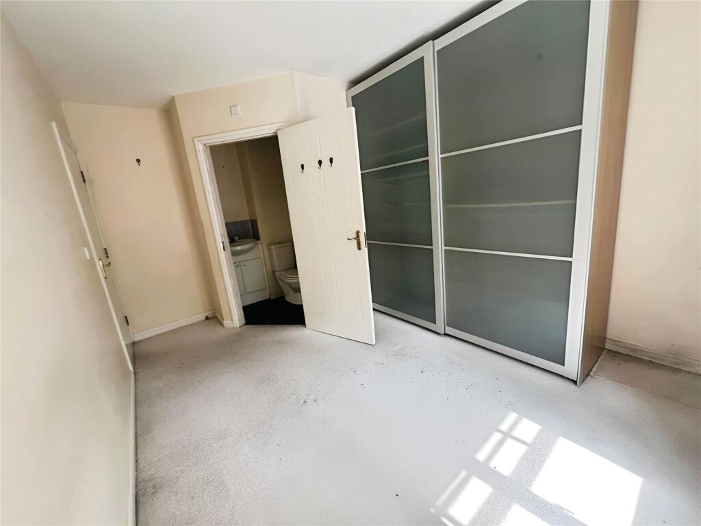 Bedroom - Master