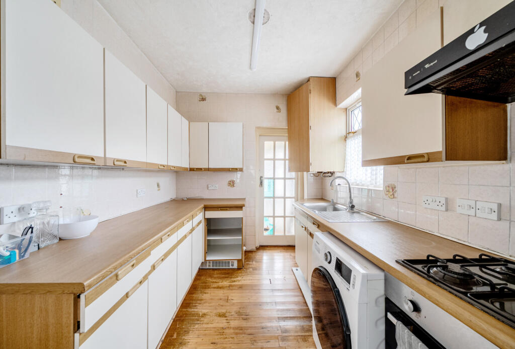 1364843-10-68e654...