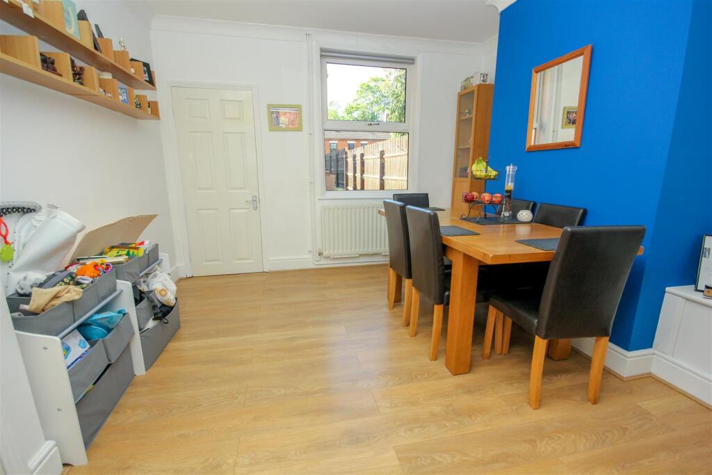 Dining Room.jpg
