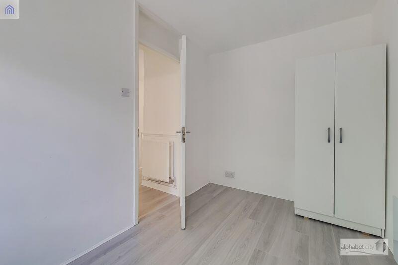 Bedroom (3)