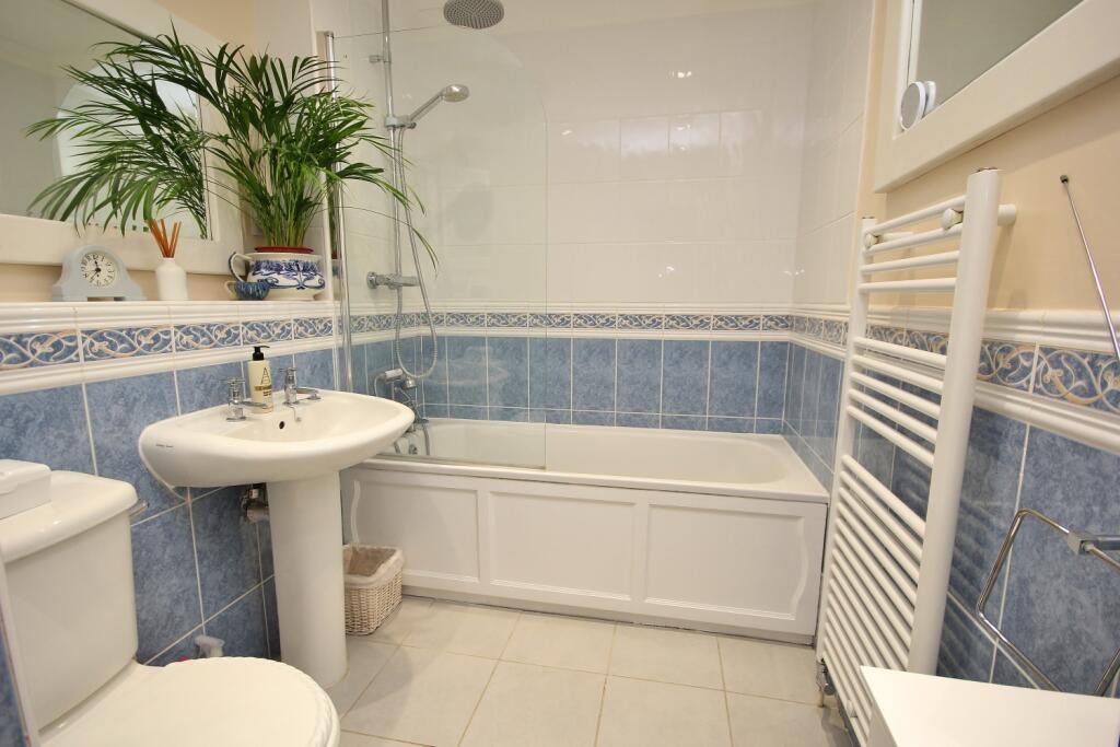 8 Enderbys Wharf, London Road, St Ives, bath