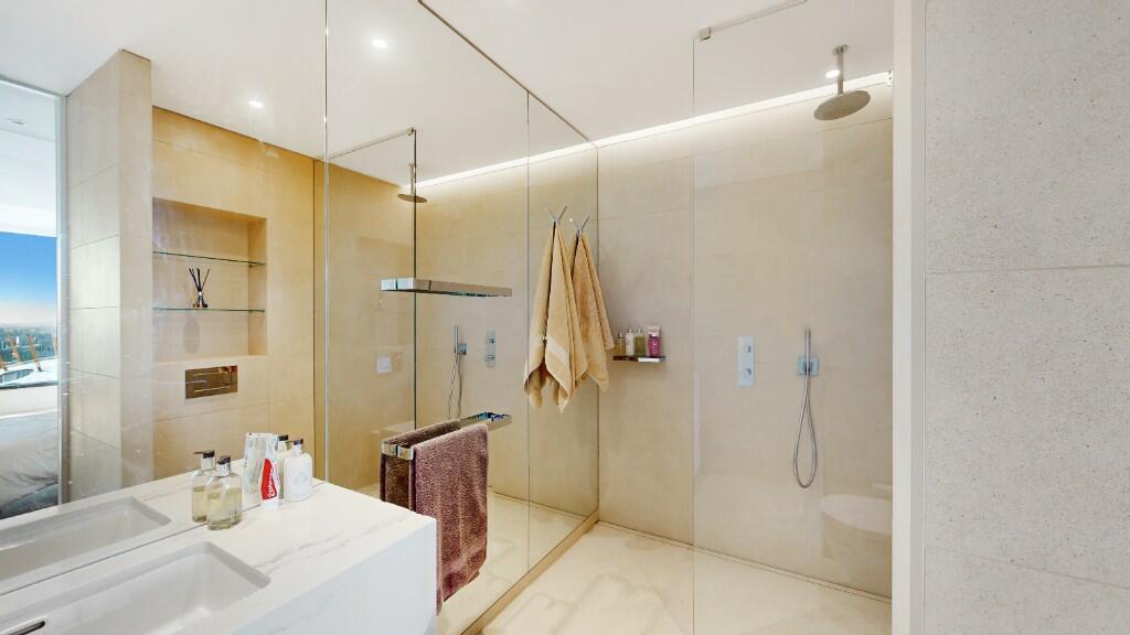 Park Drive, London, E14