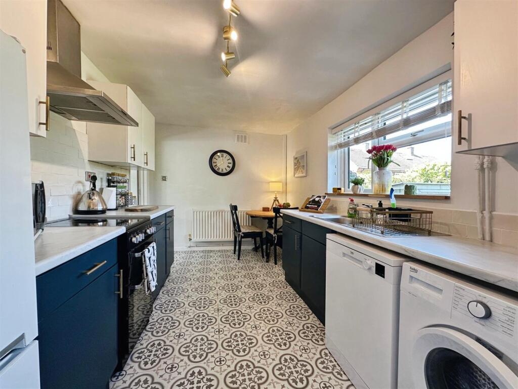 5c29ba01-5-4A21-8D31-515FFE0FAF38-5389-000002536D9