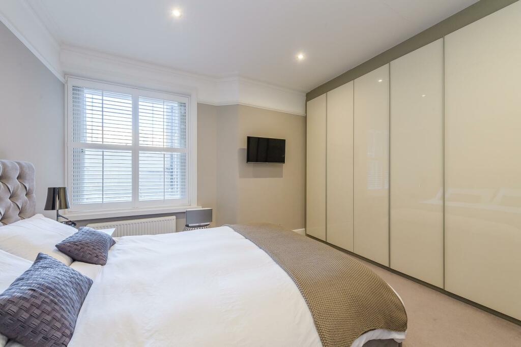 8320740-interior04-800.jpg