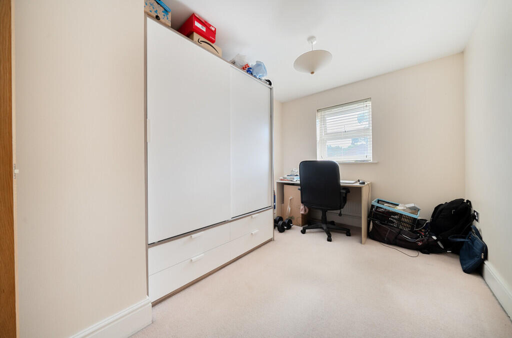 bedroom2-1