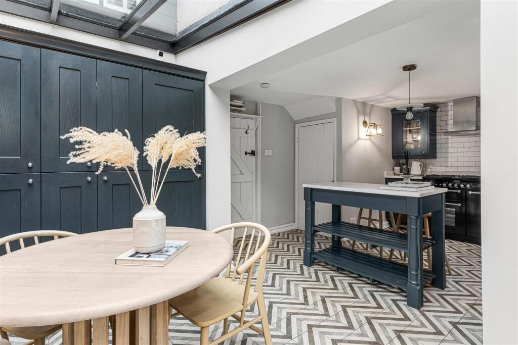 Quin Cottage - 28.jpg