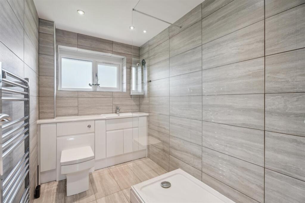 Shower Room 1