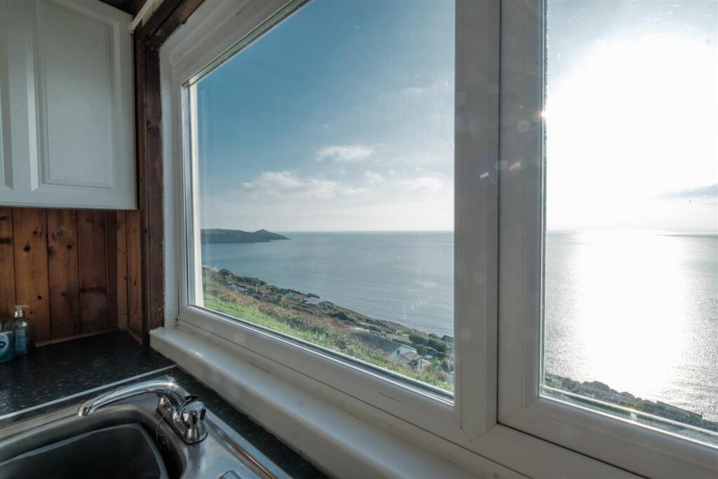 Seascape Downderry 31 oct 2024-34.jpg