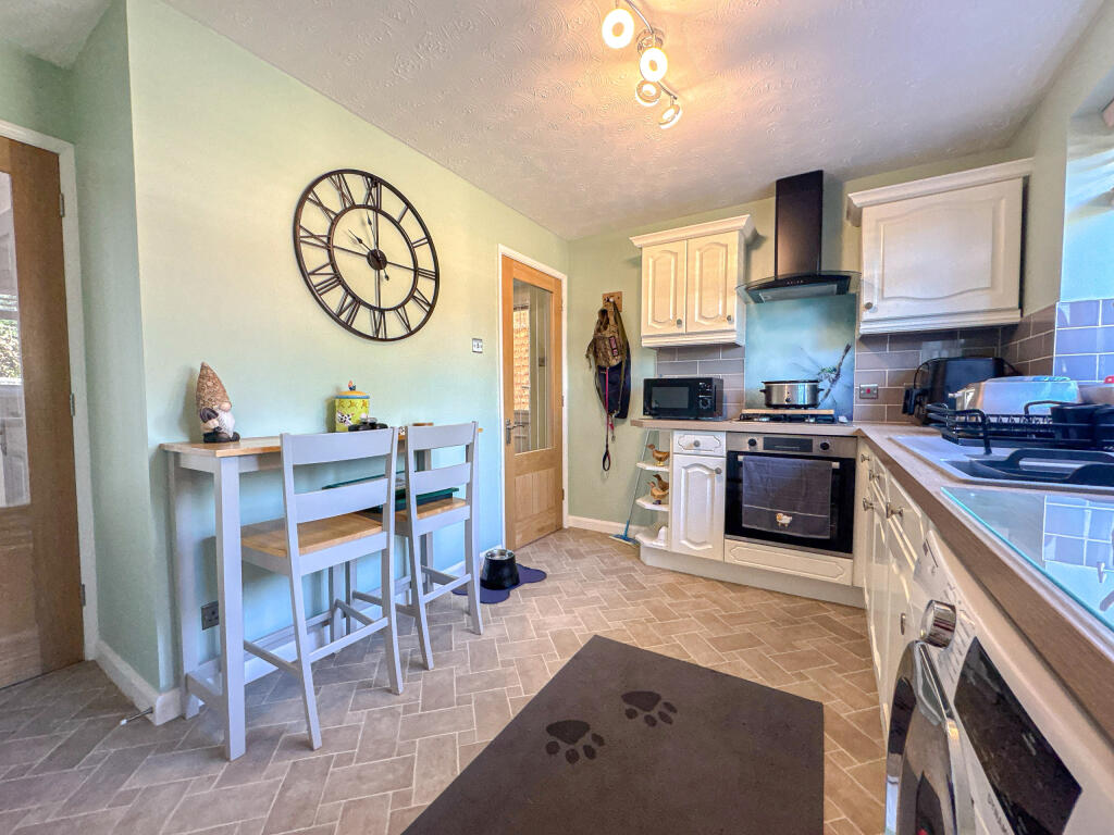 Kitchen Breakfast Room (2)