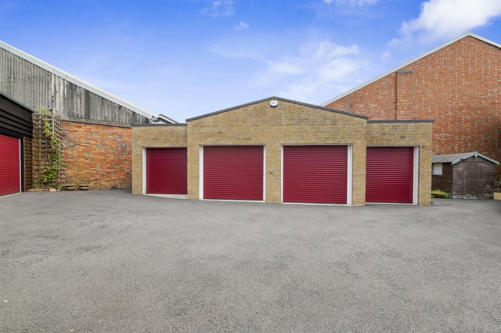 Quadruple Garage