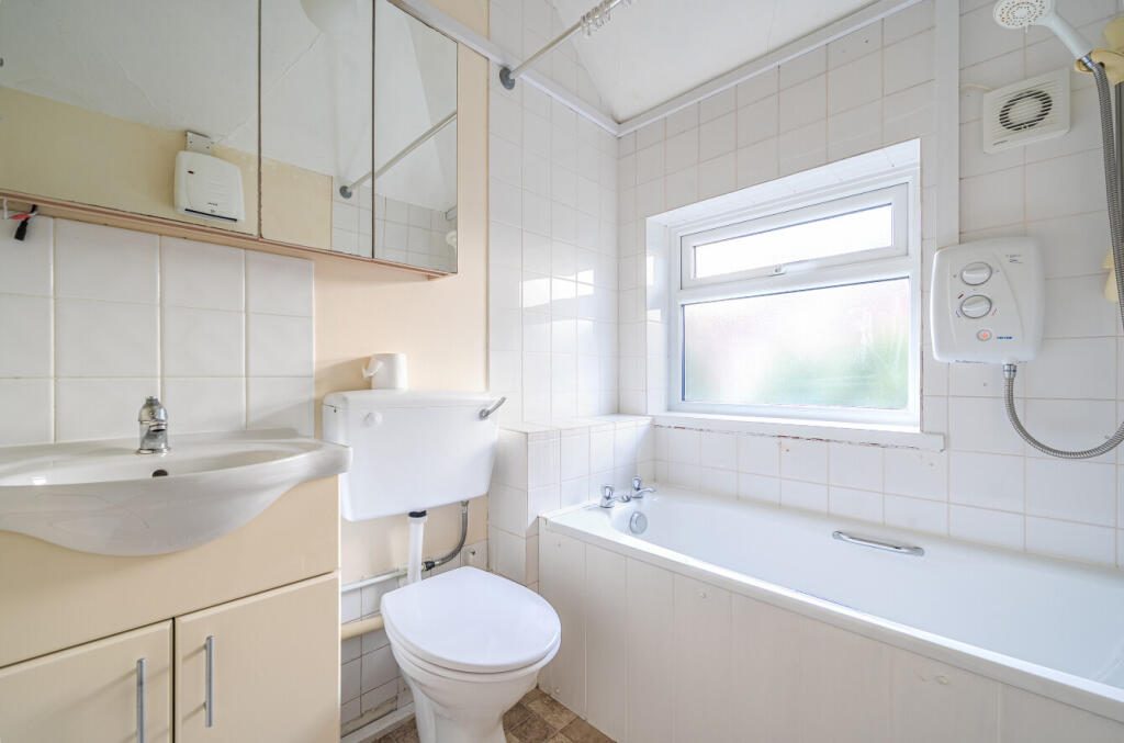 1388284-15-693947...