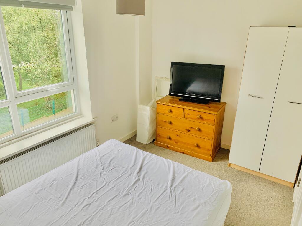 2nd Bedroom