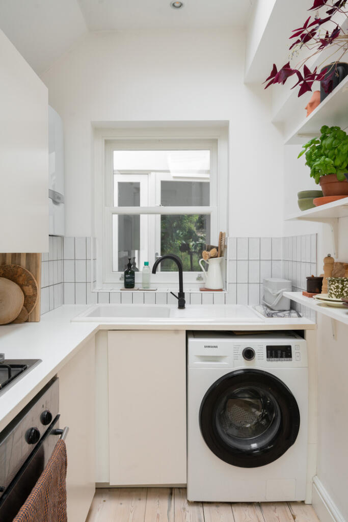 293101 - DRIFFIELD-ROAD-E3-020.jpg