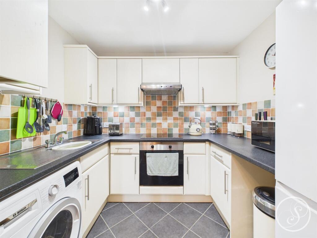 LOUNGE/KITCHEN/DINER