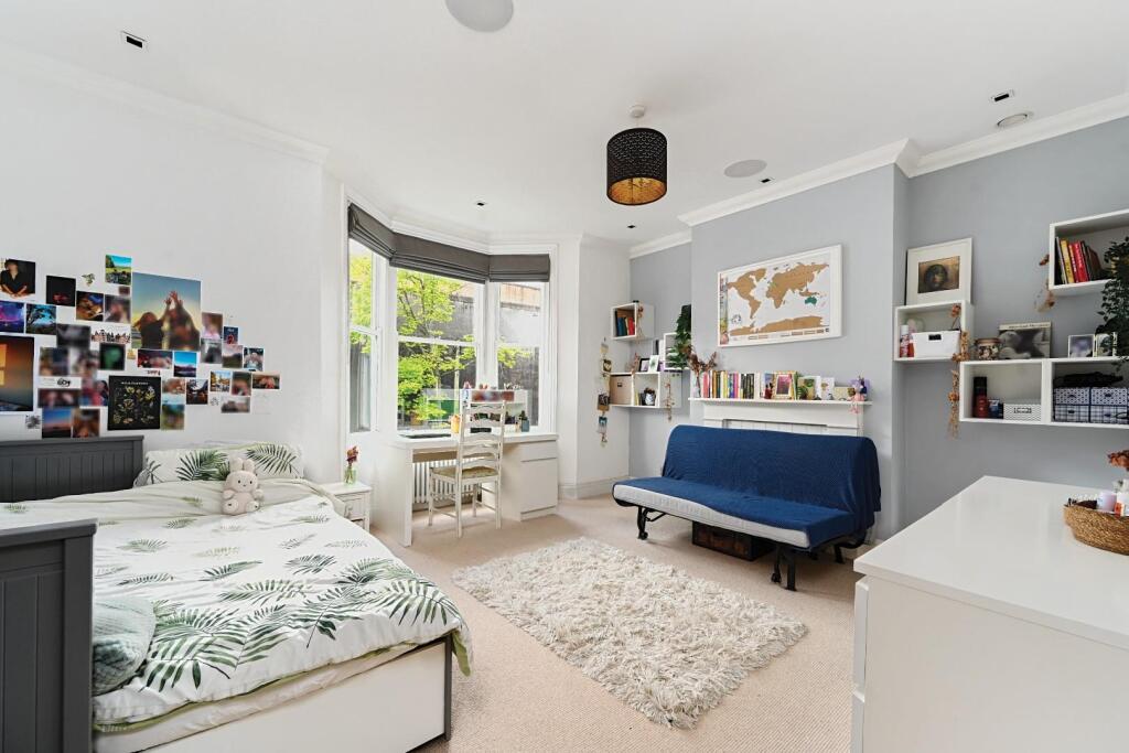 24 Dyke Road Drive, BN1 (13).jpg