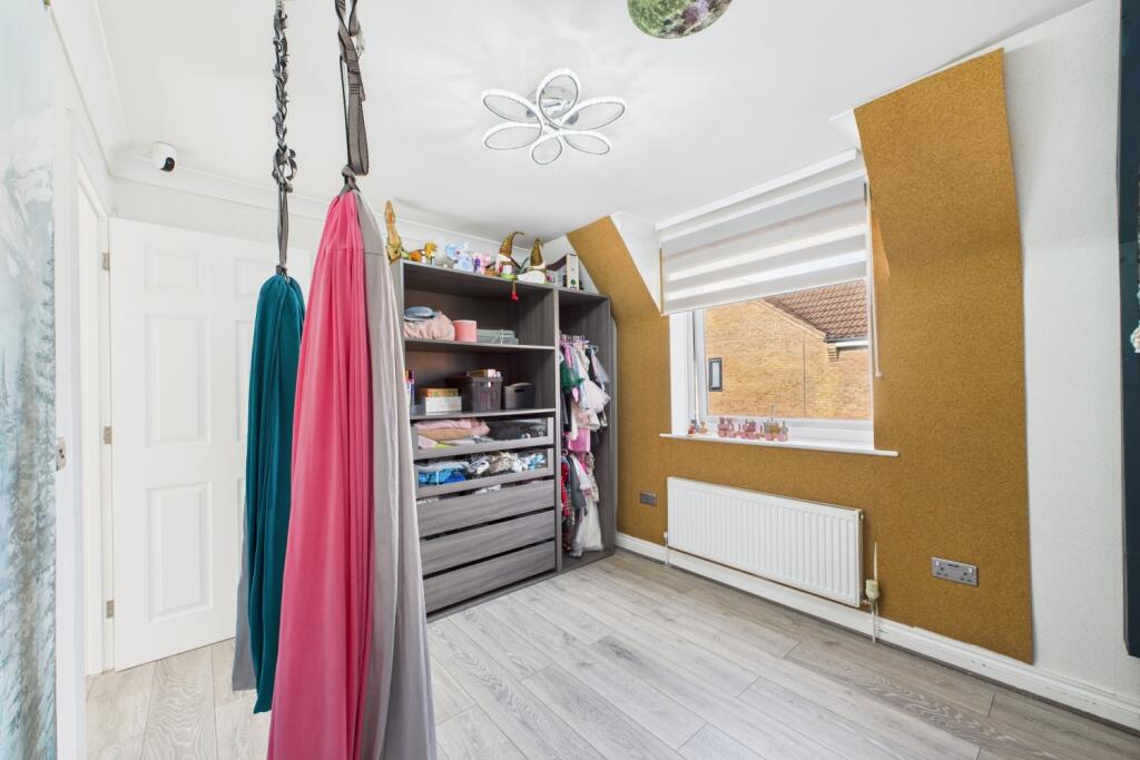 EweMove Spalding - Chamomile Way - Bedroom