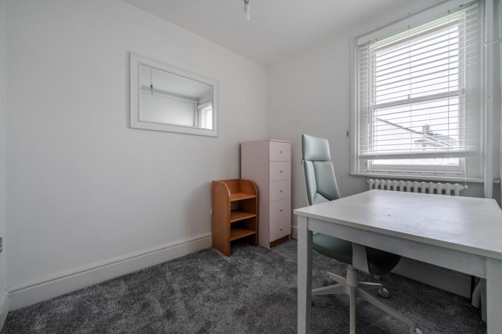 1393503-14-6943d7...