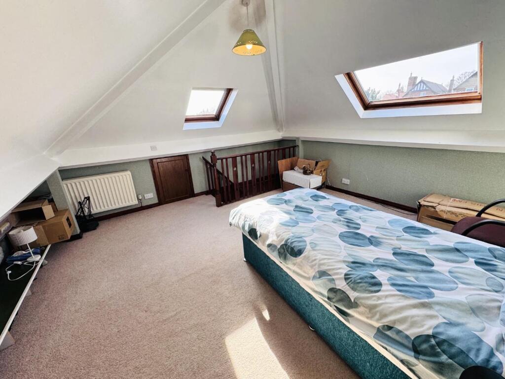 ATTIC ROOM