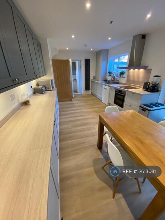 Lime Grove, Guildford, GU1