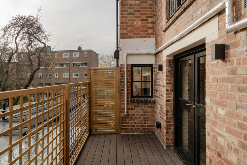 244910 - a0OP6000005GXBdMAO_N52.jpg