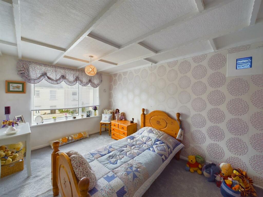 FF Bedroom 4