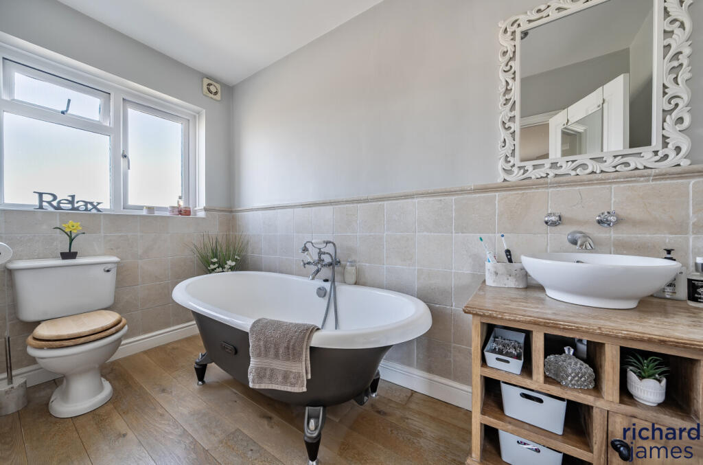 9c44d63b162d426cab8ed6e3a39d179c