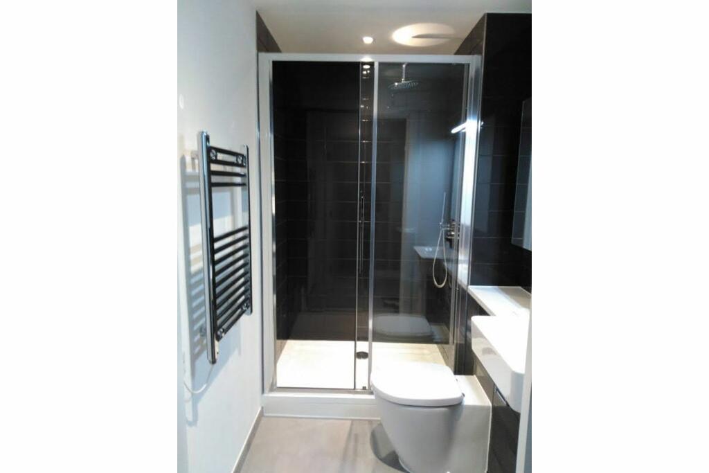 Master En-suite