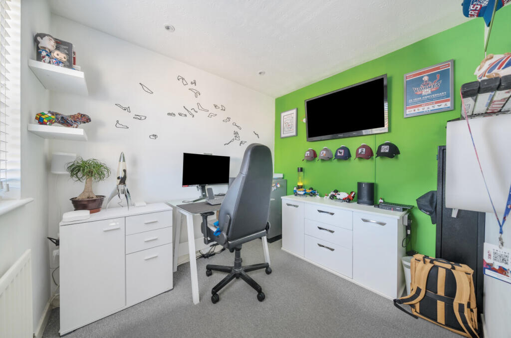 1357716-18-68d541...