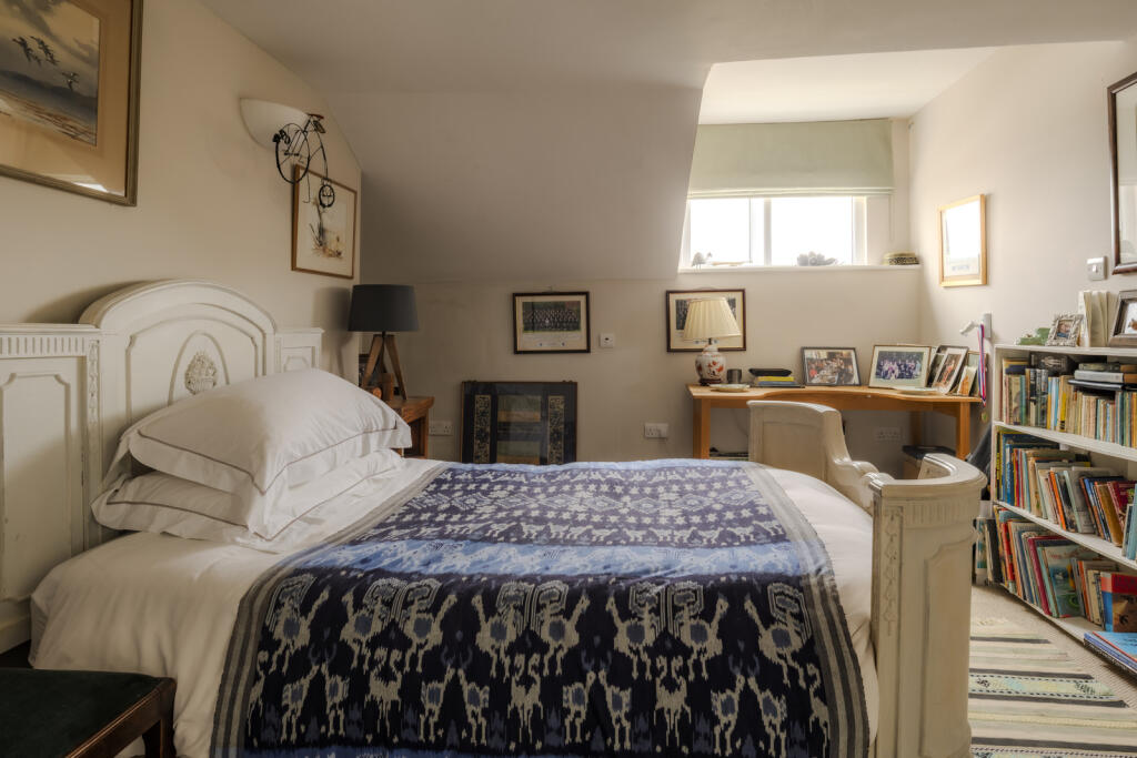 308693 - BShr-46.jpg