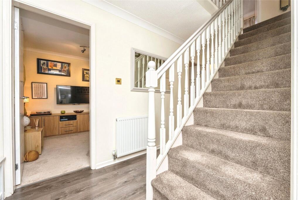 Ridgeley Close, Warwick, Warwickshire, CV34