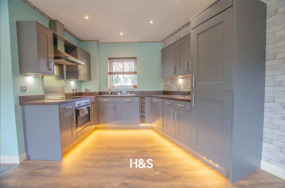 Dickens Heath Road, Shirley