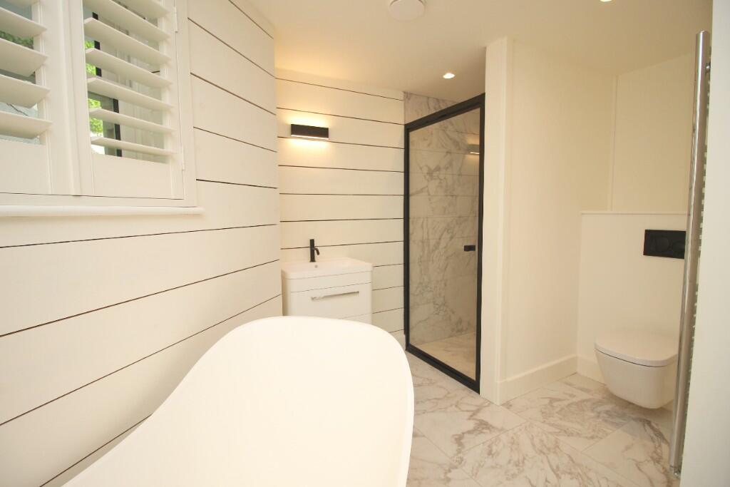Bedroom 2 En-Suite