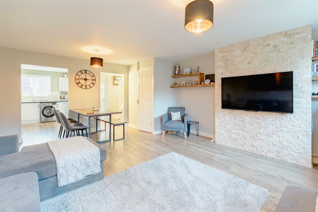 Living/Dining Room