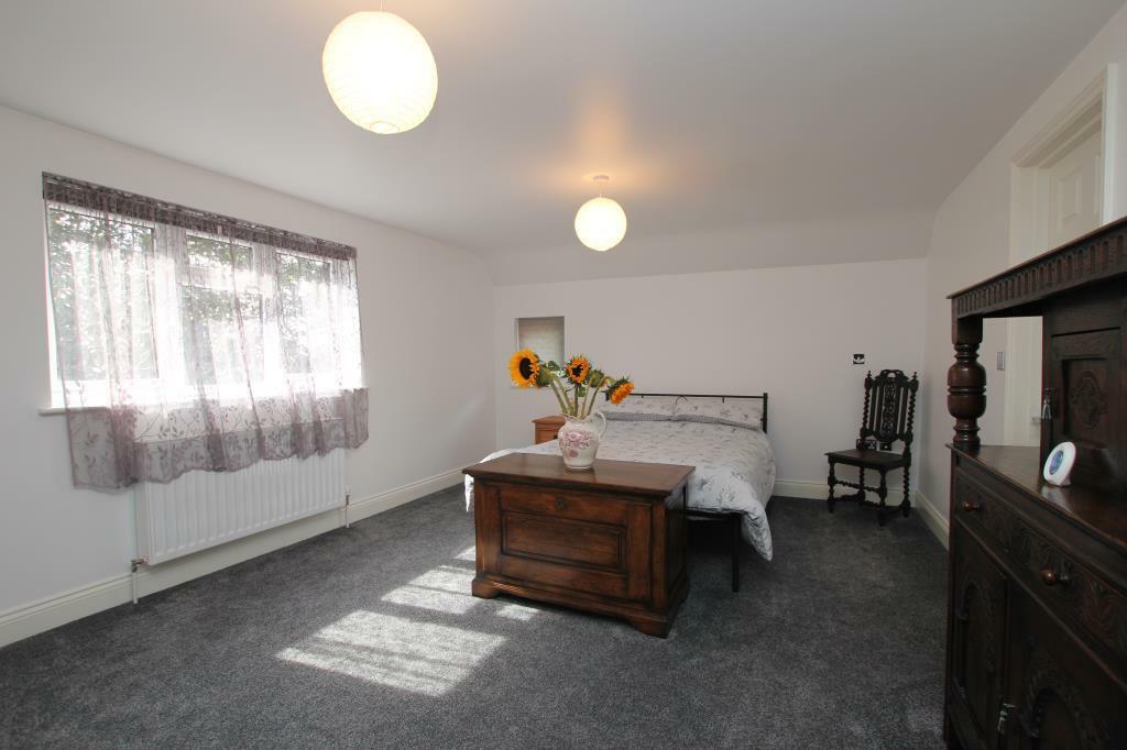 bed4.JPG