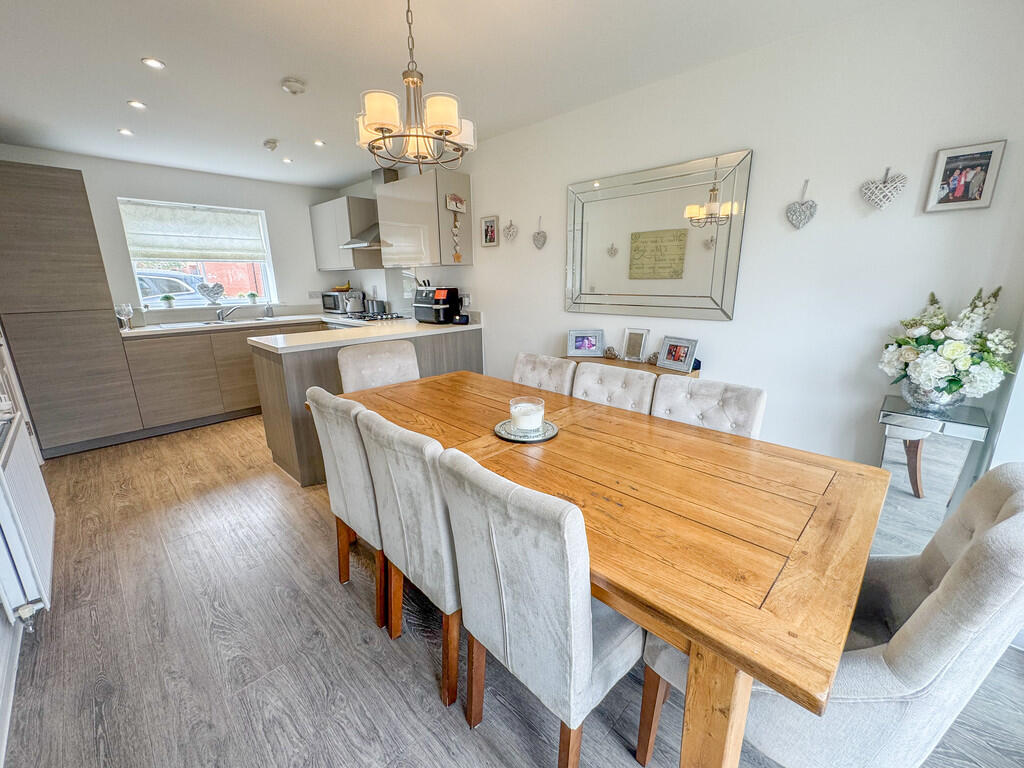 dining area 1