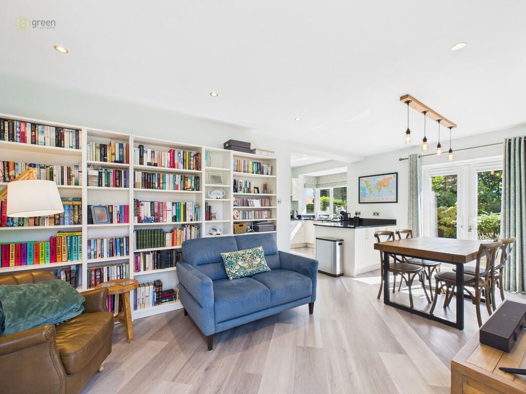 CAM03830G0-PR0206...