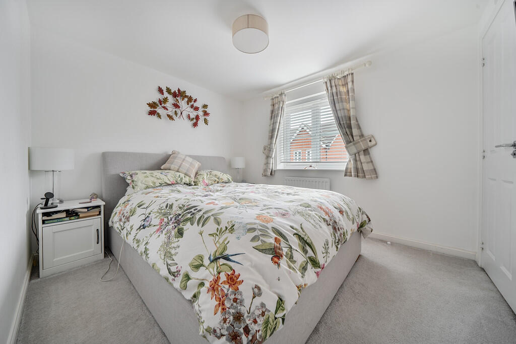 1304225-14-684023...