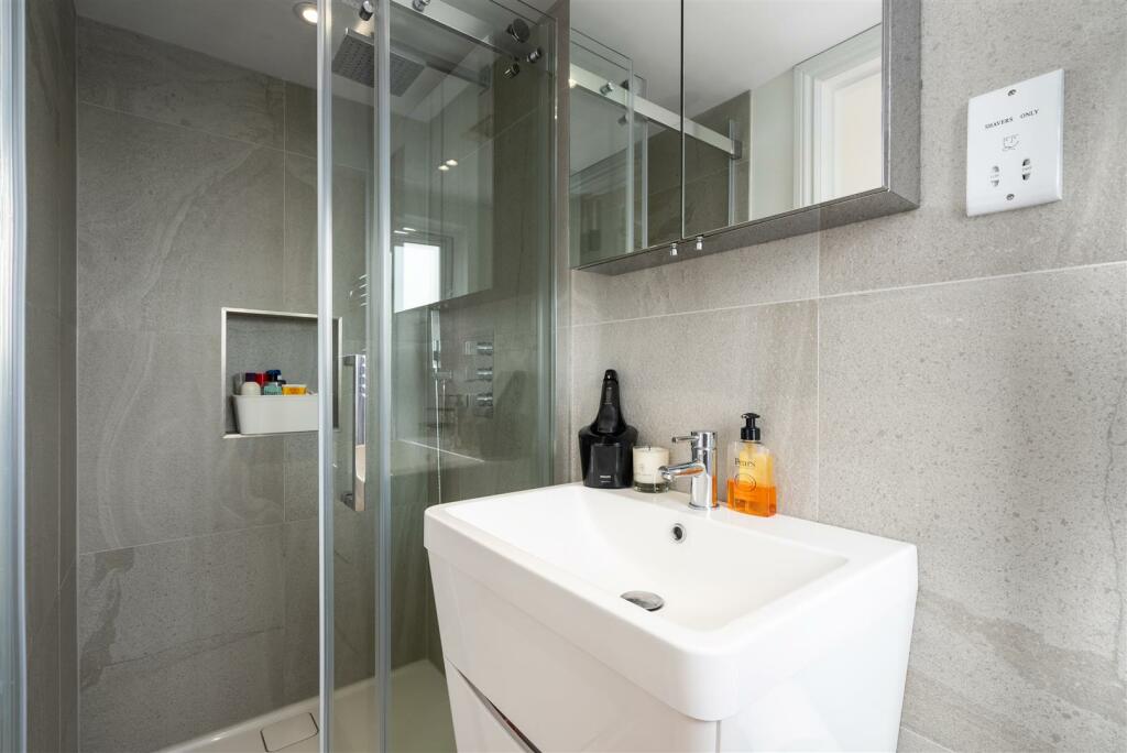 En-Suite Shower Room