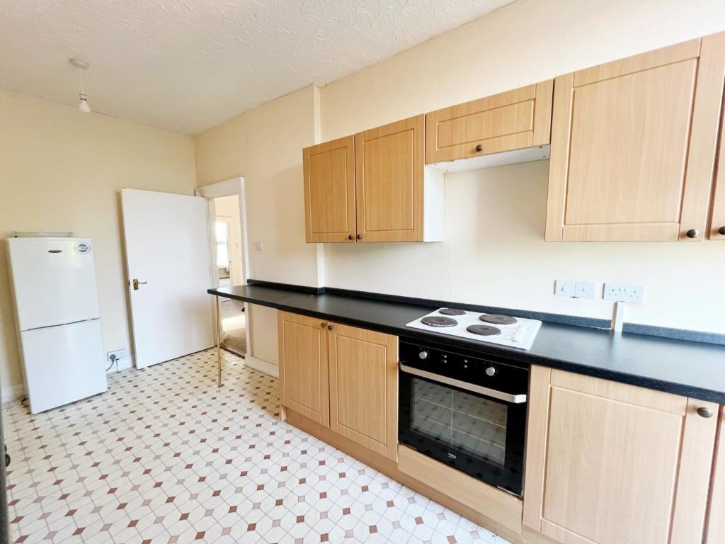 Kitchen pic 3.jpg
