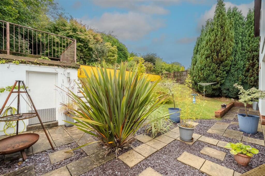 19 Oaks Court-9 - Copy.jpg