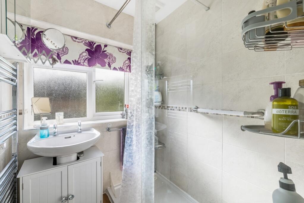 33 Lowgate Avenue (Bicker)-20