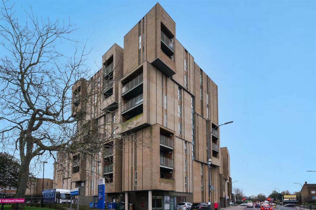 Flat 13, Altus House - 2kGTjWTvUkulwda4ORyq.jpg